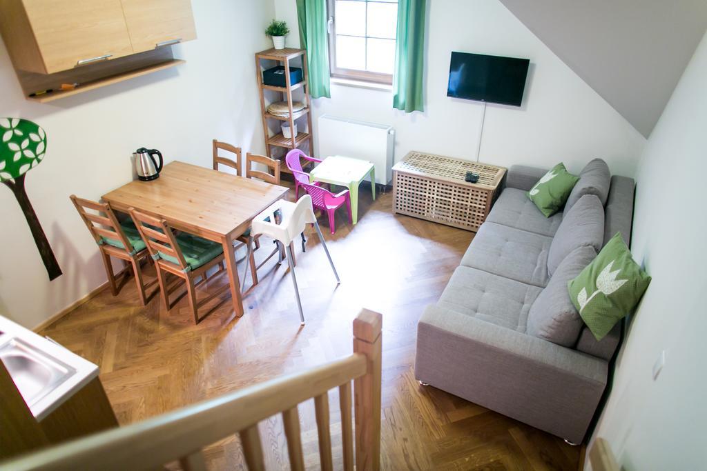 Апартаменти Apartman Pod Sjezdovkou Пец под Снескоу Номер фото